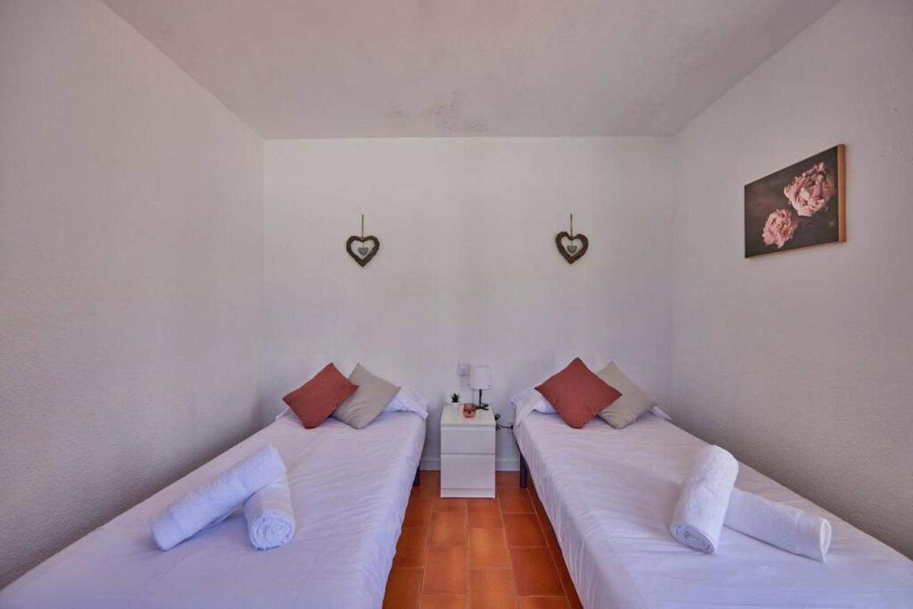 Apartment 2a *